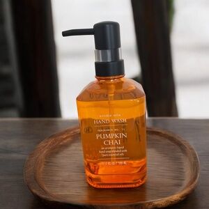 Aroma Aria Pumpkin Chai Hand Wash 13.5 oz Glass Bottle | Fall Seasonal Soap